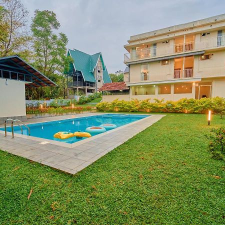 Glen Castle Vagamon Pool Resort By Voye Homes Bagian luar foto