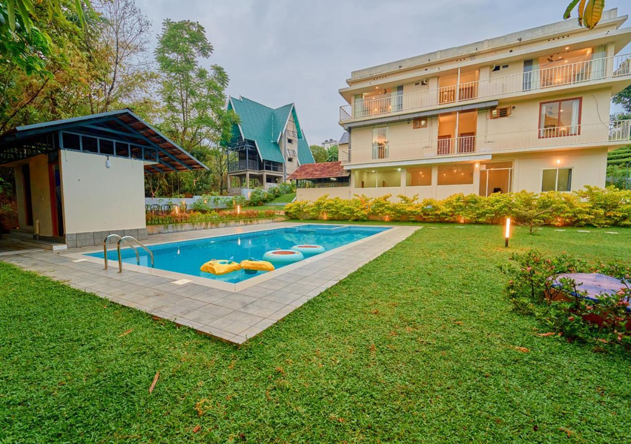 Glen Castle Vagamon Pool Resort By Voye Homes Bagian luar foto