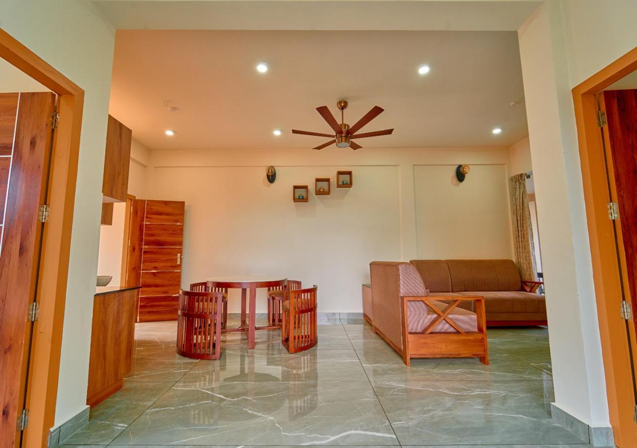 Glen Castle Vagamon Pool Resort By Voye Homes Bagian luar foto