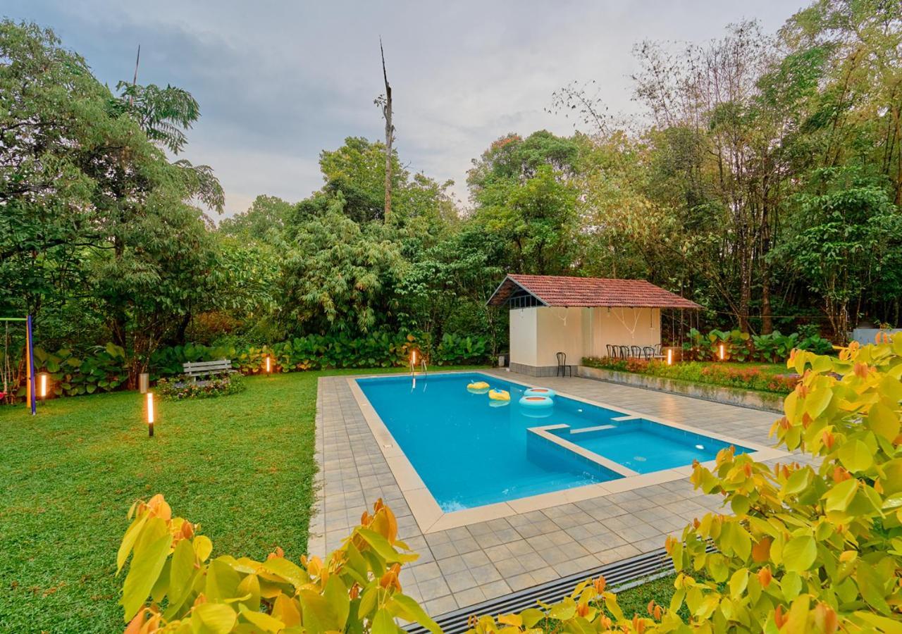 Glen Castle Vagamon Pool Resort By Voye Homes Bagian luar foto