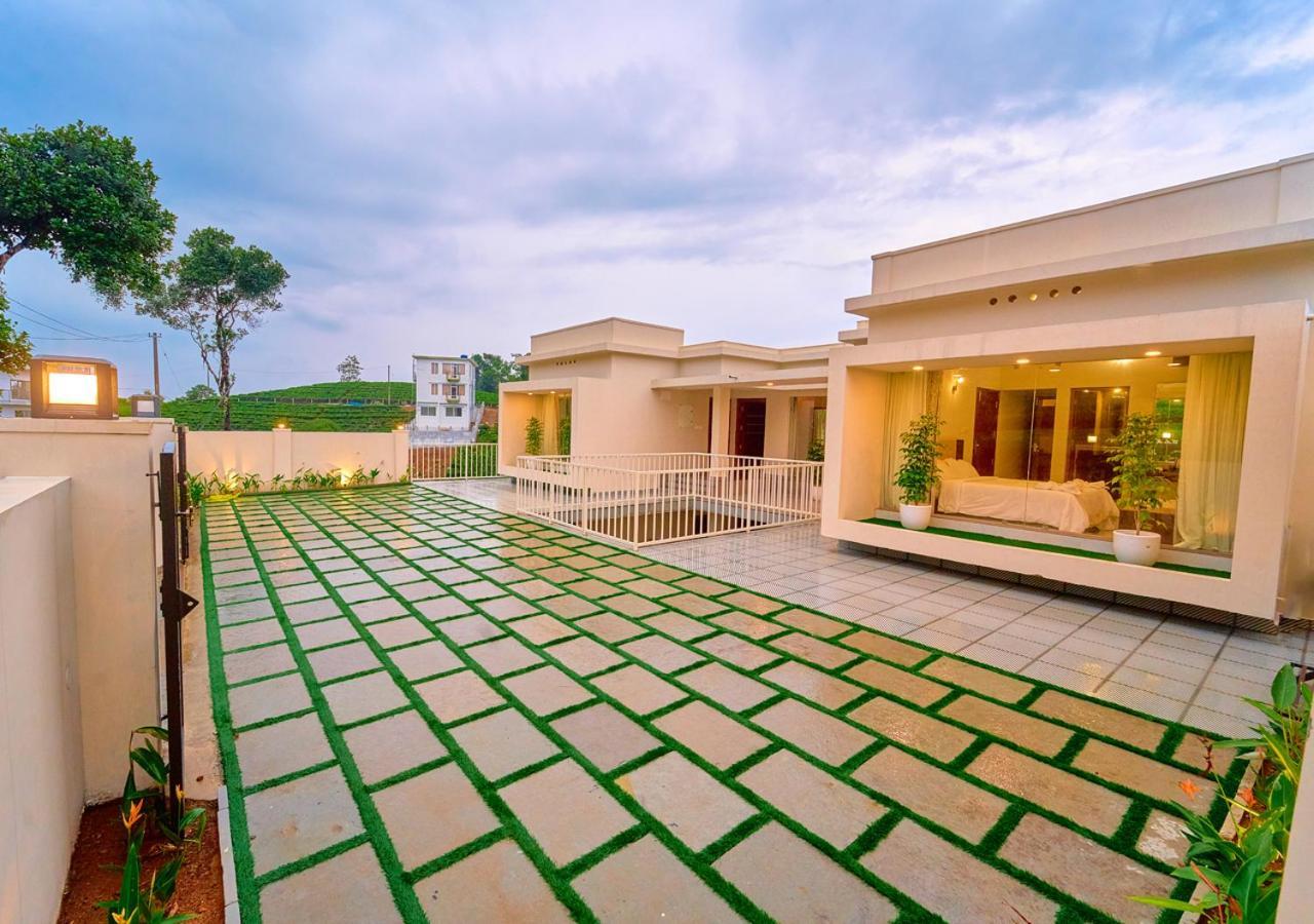 Glen Castle Vagamon Pool Resort By Voye Homes Bagian luar foto