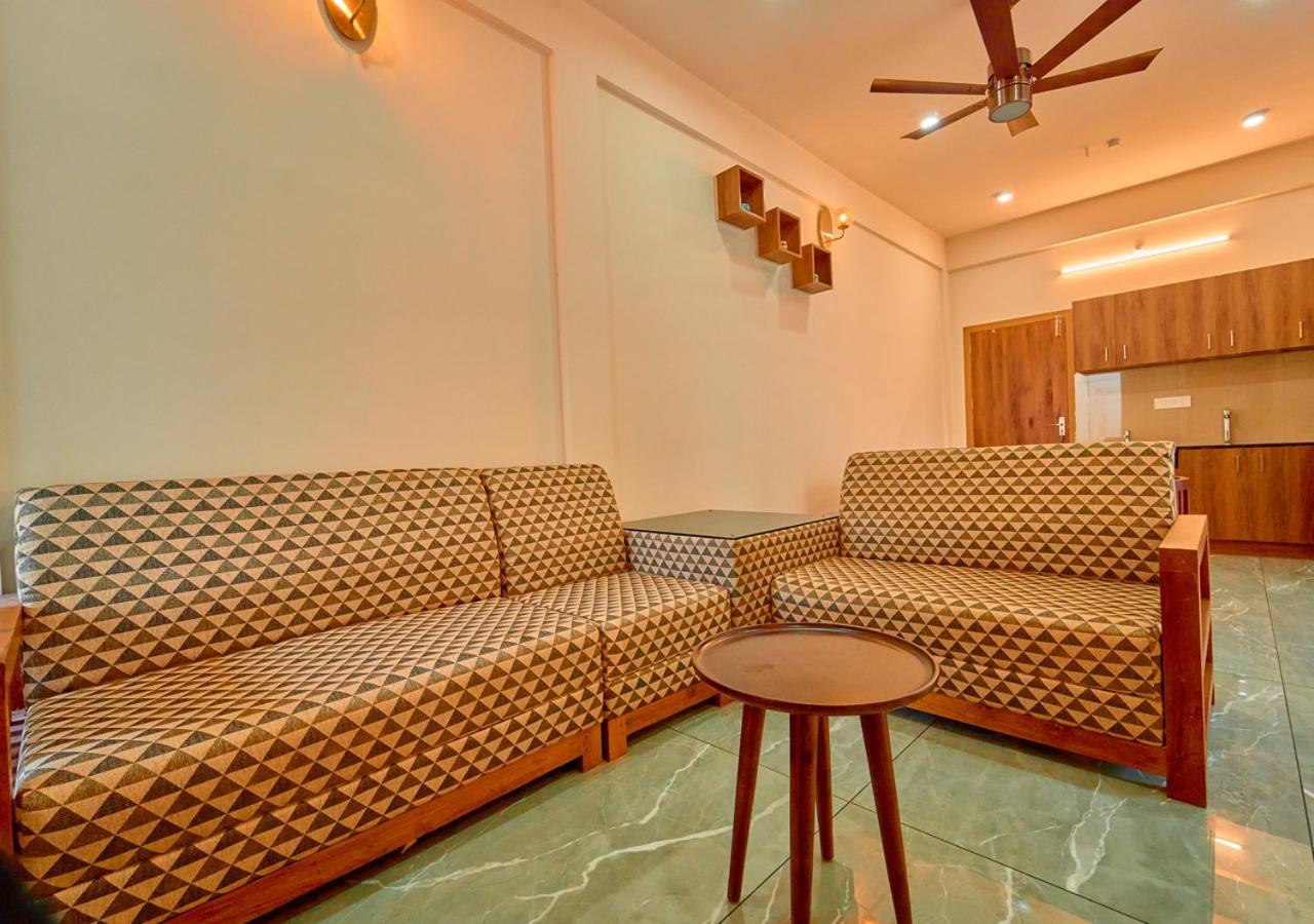 Glen Castle Vagamon Pool Resort By Voye Homes Bagian luar foto