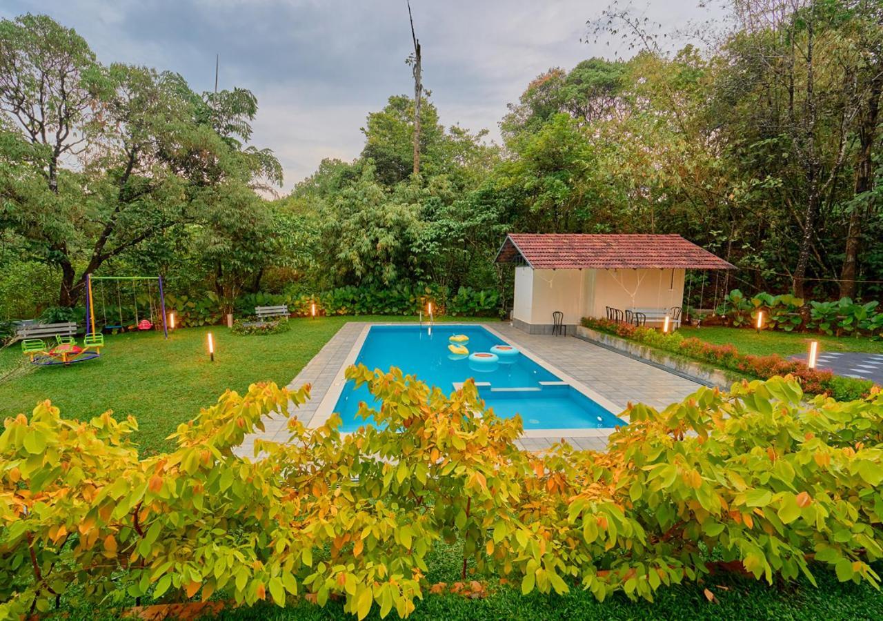 Glen Castle Vagamon Pool Resort By Voye Homes Bagian luar foto
