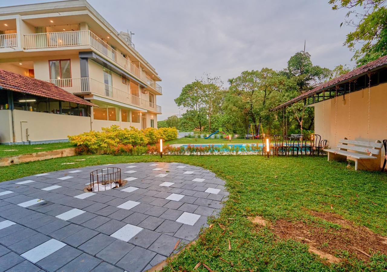 Glen Castle Vagamon Pool Resort By Voye Homes Bagian luar foto