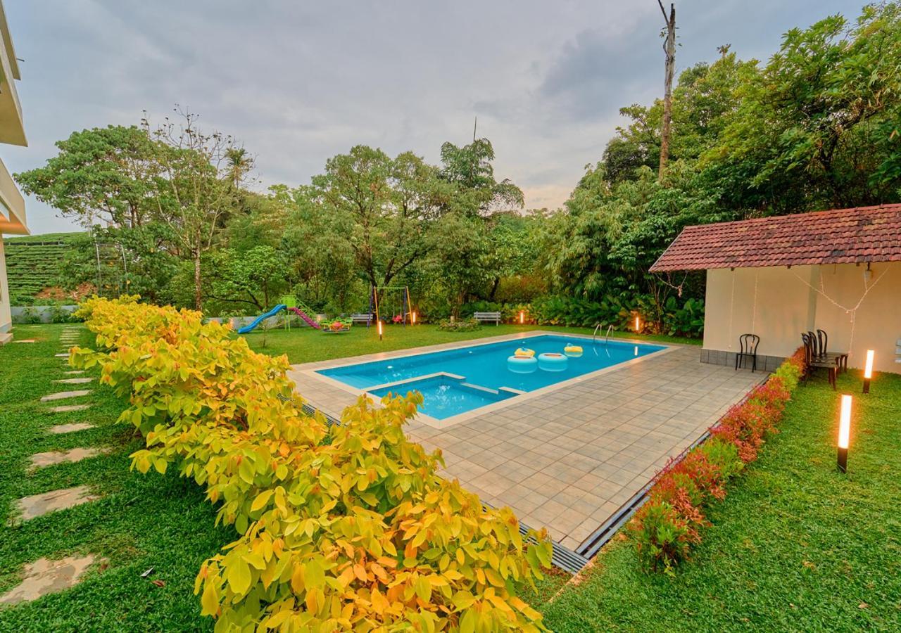 Glen Castle Vagamon Pool Resort By Voye Homes Bagian luar foto